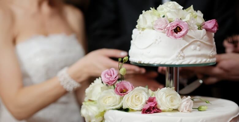 Как выбрать свадебный торт, начинка для свадебного торта, начинки для торта, начинки для свадебного торта, как украсить свадебный торт, свадебный торт, оформление свадебного торта, как украсить свадебный торт, украшения для свадебного торта, как украсить торт, свадебный торт, как украсить торт своими руками